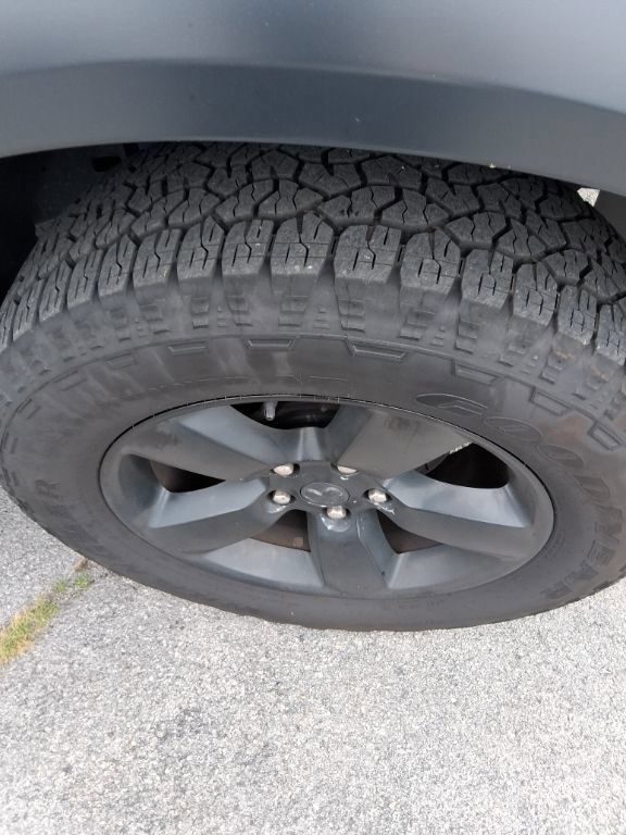 Used 2019 RAM 1500 Warlock AWD/4WD image 11