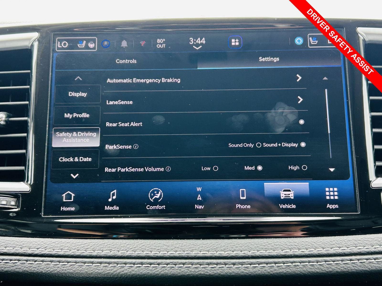 Used 2023 Chrysler Pacifica Limited FWD image 10