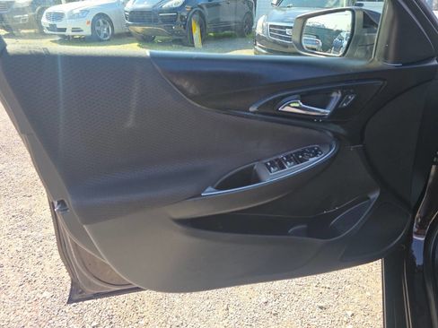 Used 2020 Chevrolet Malibu LT image 6