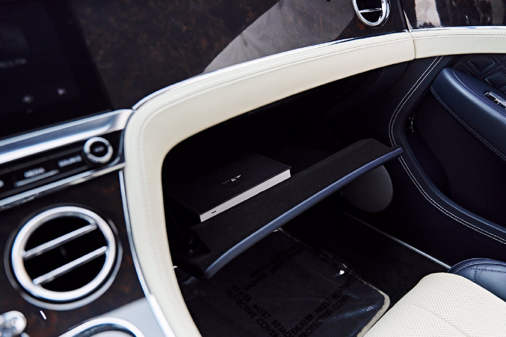 Used 2022 Bentley Continental GT AWD/4WD image 64