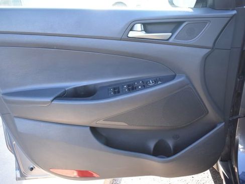 Used 2018 Hyundai Tucson Value FWD image 18