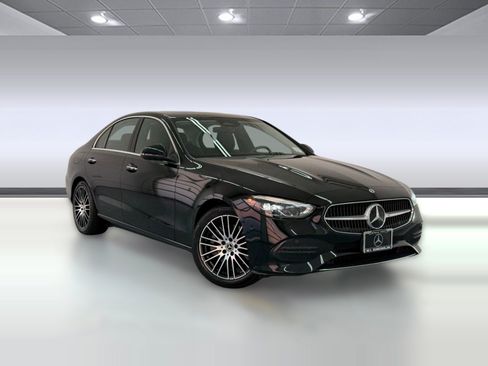 Used 2023 Mercedes-Benz C 300 Sedan image 6