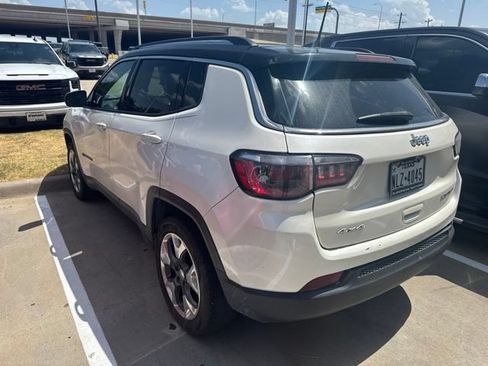 Used 2018 Jeep Compass Limited AWD/4WD image 3