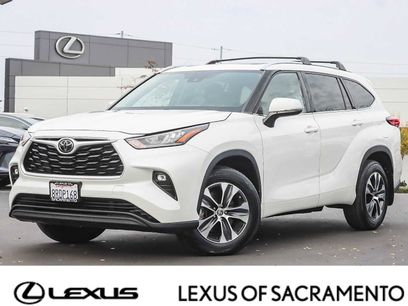 Used 2020 Toyota Highlander XLE