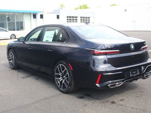 New 2026 BMW 760i xDrive AWD/4WD image 6