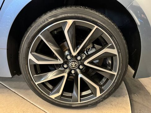 Used 2022 Toyota Corolla SE w/ SE Premium Package FWD image 25