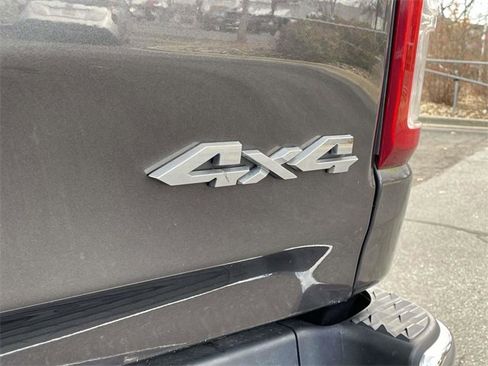 Used 2021 RAM 1500 Big Horn image 12