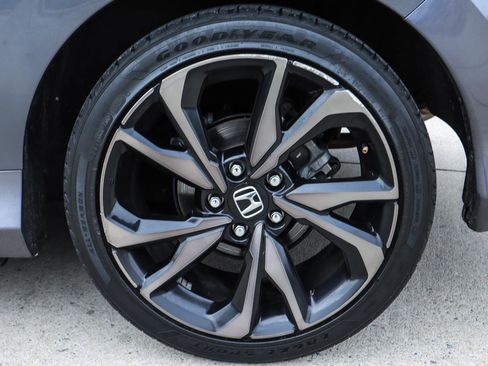 Used 2020 Honda Civic Sport image 15