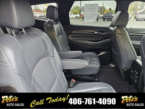 Used 2024 Buick Enclave Premium image 16