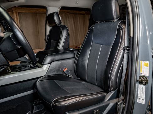 Used 2021 Ford F250 Lariat image 22