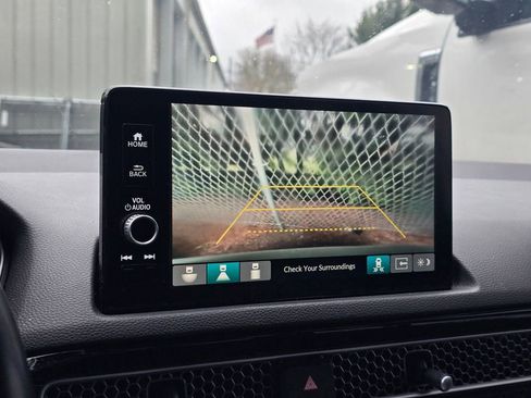 Used 2022 Honda Civic Sport Touring image 6