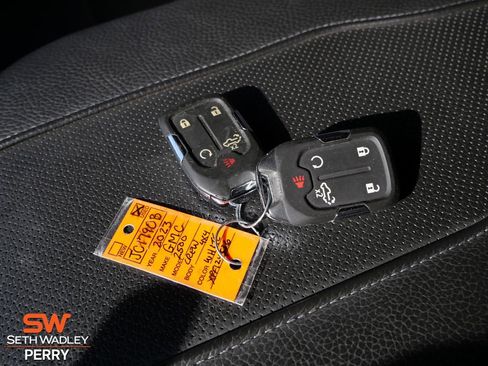 Used 2023 GMC Sierra 2500 Denali w/ Denali Ultimate Package image 24