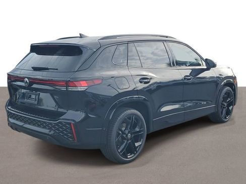 New 2026 Volkswagen Tiguan SE R-Line FWD image 4
