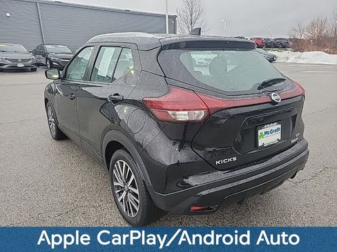 Used 2021 Nissan Kicks SV image 4