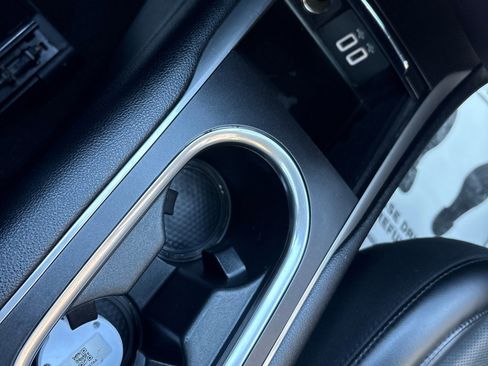 Used 2019 Lincoln MKC Reserve w/ MKC Climate Package image 17