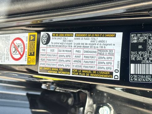 Used 2017 Toyota 4Runner SR5 Premium AWD/4WD image 47