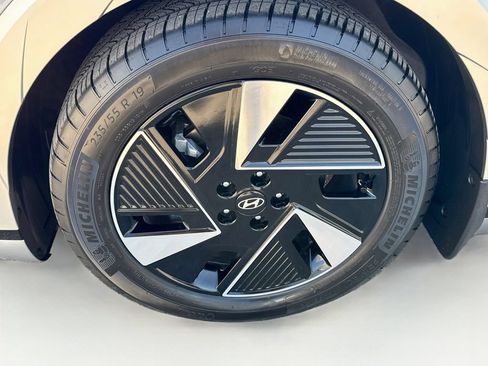 Used 2025 Hyundai Ioniq 5 Limited RWD image 38