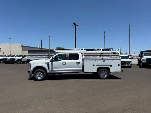 New 2026 Ford F350 XL w/ XL Chrome Package AWD/4WD image 4
