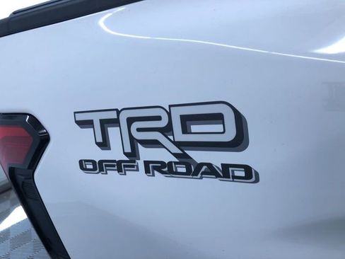 New 2026 Toyota Tacoma TRD Off-Road AWD/4WD image 9