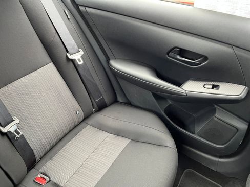 Used 2025 Nissan Sentra SV image 35