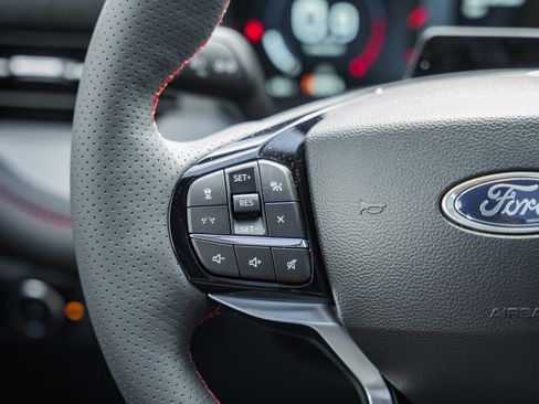 New 2026 Ford Explorer ST-Line w/ ST-Line Street Pack image 31