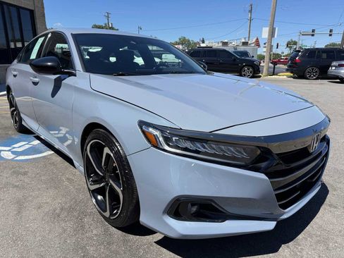 Used 2022 Honda Accord Sport image 3