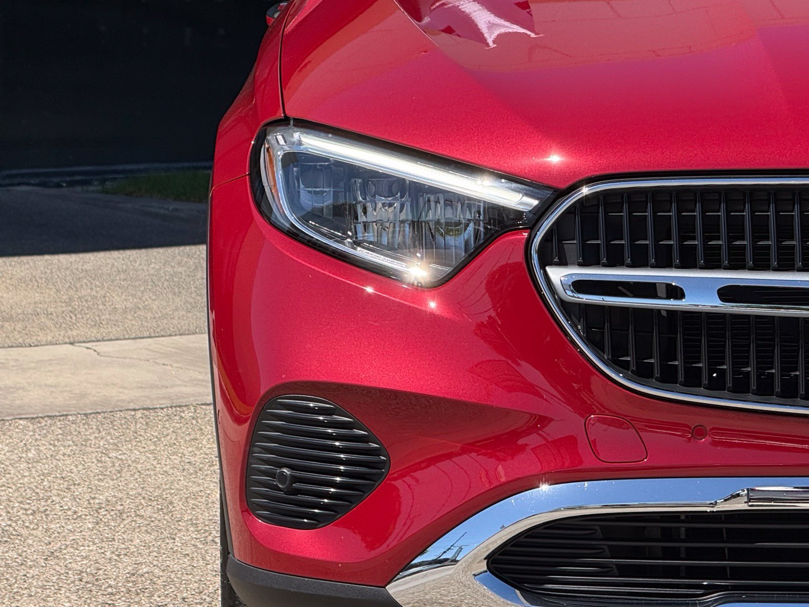 Used 2026 Mercedes-Benz GLC 300 image 7