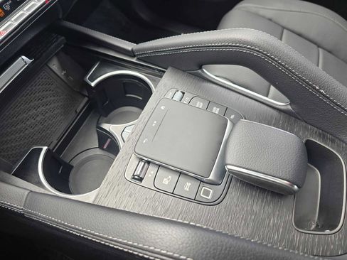 Certified 2026 Mercedes-Benz GLE 450 4MATIC image 32