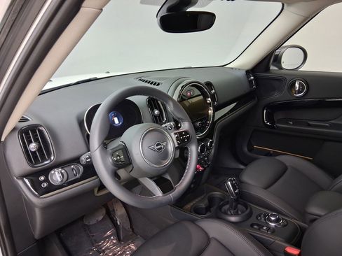 Certified 2024 MINI Cooper Countryman S FWD image 2