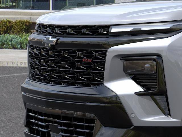 New 2027 Chevrolet Traverse RS w/ LPO, Floor Liner Package FWD image 13