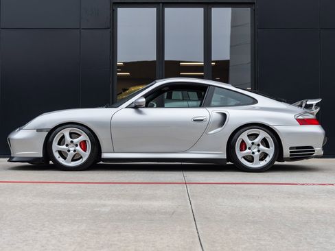 Used 2001 Porsche 911 Turbo AWD/4WD image 2