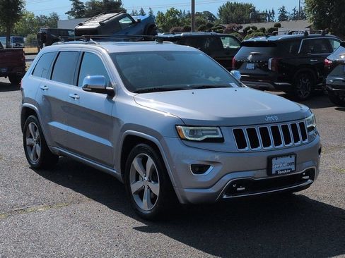 Used 2016 Jeep Grand Cherokee Overland AWD/4WD image 7