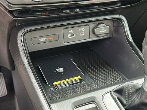 Used 2025 Honda CR-V EX-L image 20