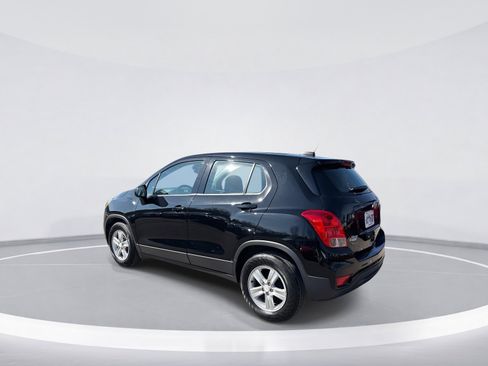 Used 2020 Chevrolet Trax LS image 6
