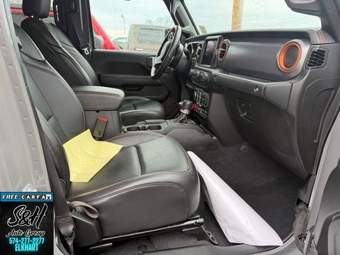 Used 2023 Jeep Gladiator Mojave w/ LED Lighting Group image 12