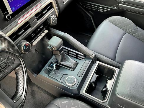 Used 2025 Toyota Tacoma SR5 image 16