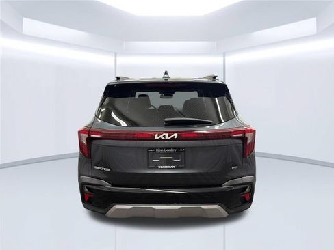 Certified 2025 Kia Seltos S AWD/4WD image 7