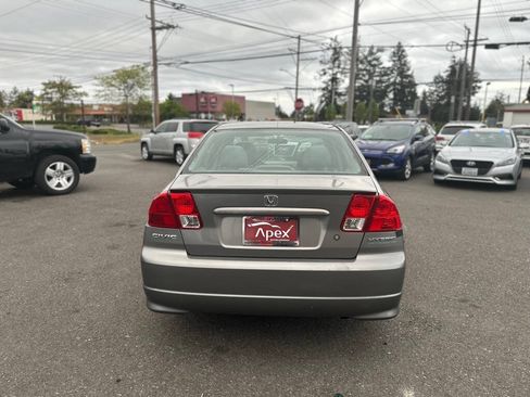 Used 2005 Honda Civic Hybrid Sedan image 7
