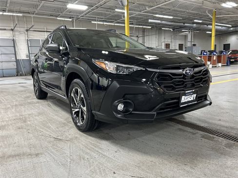 Certified 2024 Subaru Crosstrek 2.0i Premium image 2
