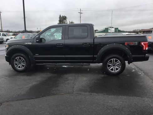 Used 2017 Ford F150 XLT w/ Equipment Group 302A Luxury image 2