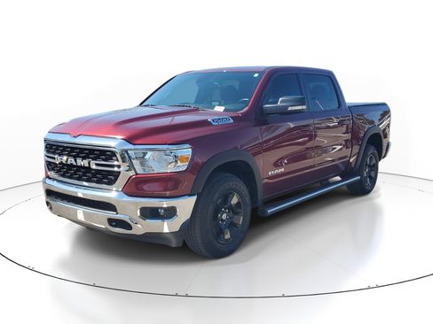 Used 2022 RAM 1500 Big Horn AWD/4WD image 3
