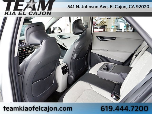 New 2026 Kia Niro Wave w/ Wave Preserve Package FWD image 21