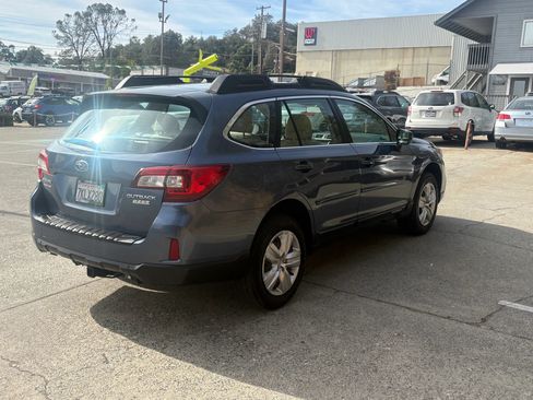 Used 2015 Subaru Outback 2.5i AWD/4WD image 7