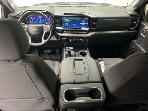 Certified 2022 Chevrolet Silverado 1500 LT image 4