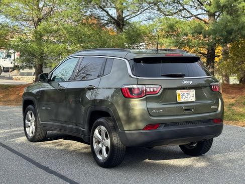 Used 2018 Jeep Compass Latitude w/ Popular Equipment Group image 4