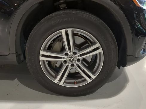 Used 2021 Mercedes-Benz GLC 300 4MATIC image 6