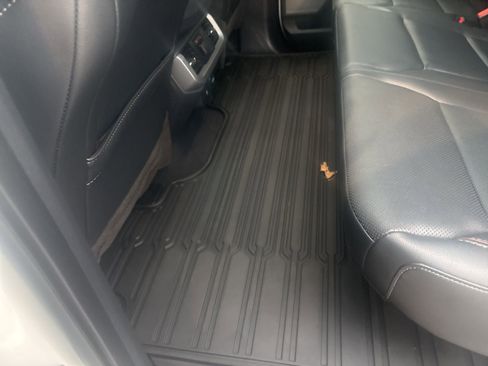 Used 2023 Ford F150 Lariat w/ Equipment Group 502A High image 23