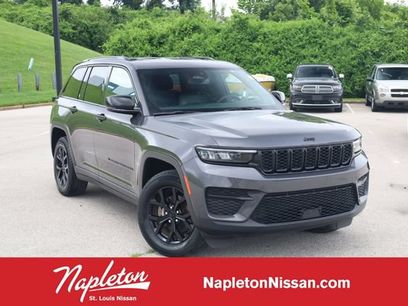Used 2024 Jeep Grand Cherokee Laredo