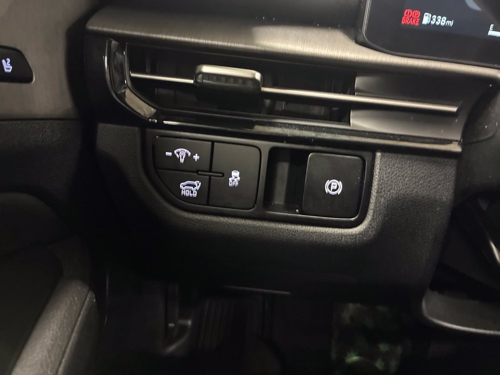Certified 2026 Kia Sportage X-Line w/ X-Line Technology Package AWD/4WD image 29