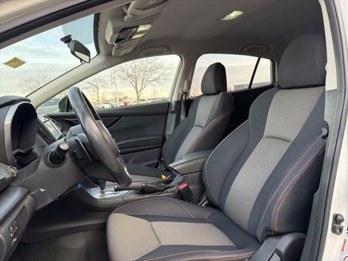 Used 2019 Subaru Crosstrek 2.0i Premium image 16